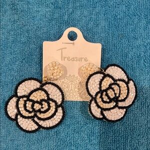 Treasure Black and White Beaded Floral Earrings